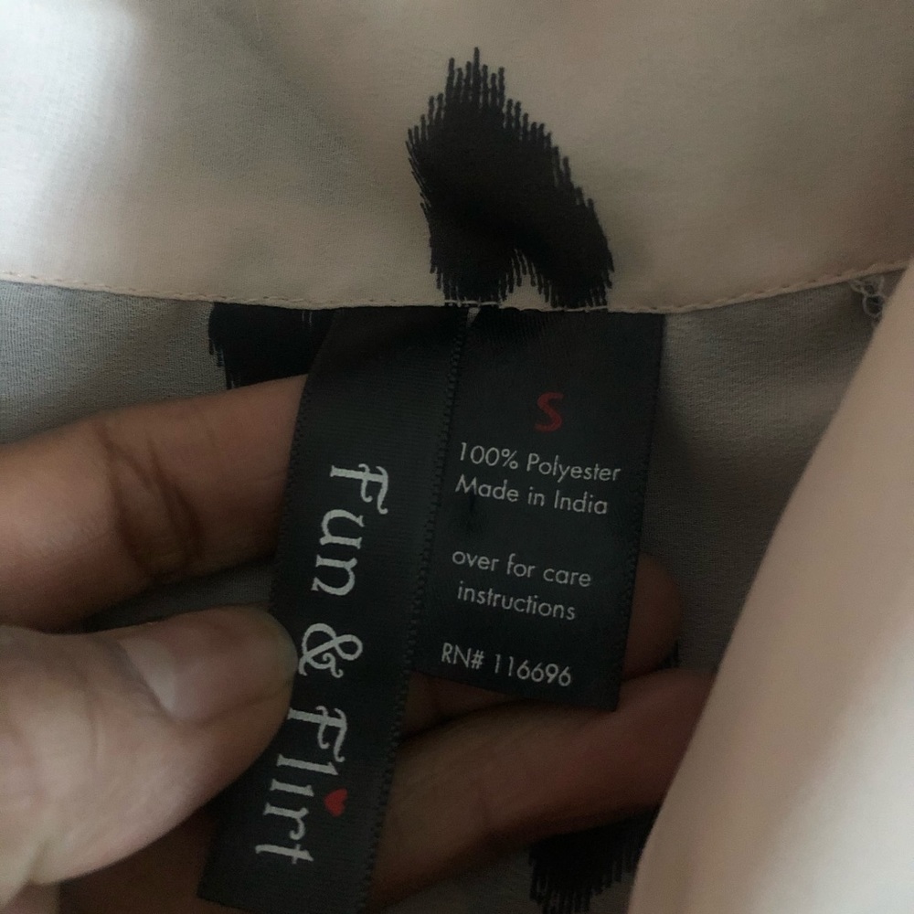 Heart mesh button down - Picture 4 of 5